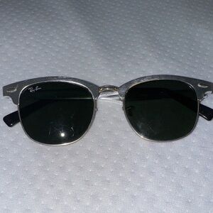 Ray-Ban Classic Silver Frame Sunglasses